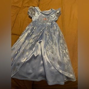Toddler Elsa night gown